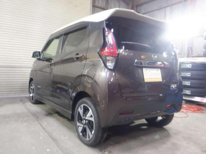 デイズハイウェイスターGターボ プロパイロット エディション 4WD　本州仕入・ナビ・TV・B/T・アラウンドビューモニター・プロパイロット・LEDヘッドライト・インテリキー・プッシュスタート・ETC・ターボ・クルコン・アイドリングストップ・オートマチックハイビーム 660