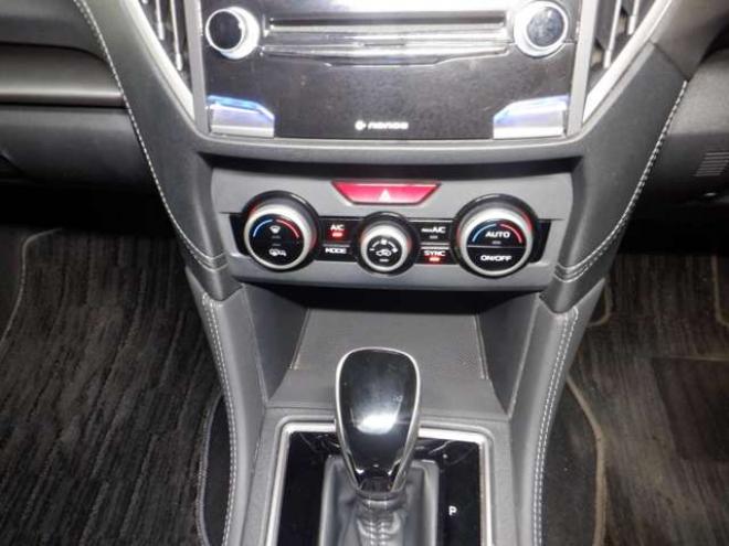 インプレッサスポーツ 2.0 i-L アイサイト 4WD　ブラックレザーセレクション　本州仕入れ　修復歴なし　MOPナビ　B/T　TV　バックカメラ　ETC　クルコン　シートヒーター　レザーシート　衝突軽減　LEDヘッドライト　フォグランプ　ドアバイザー　スマートキー 2000
