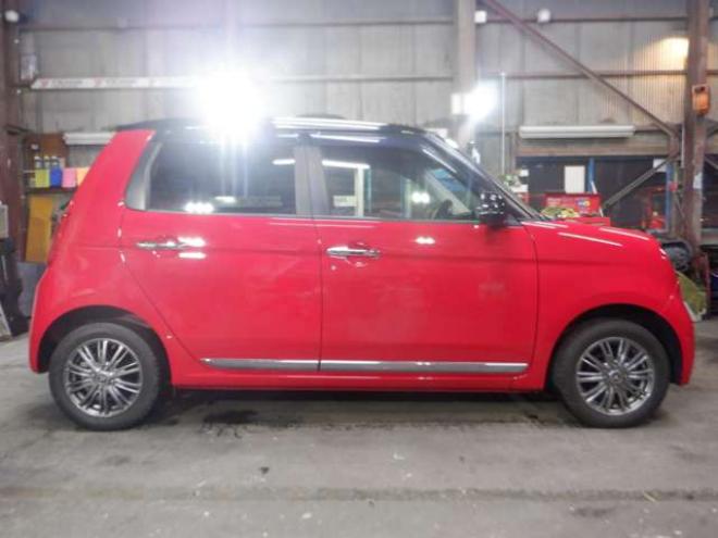 N-ONEプレミアム 4WD　本州仕入・ツートンカラー・スマホ連携ディスプレイオーディオ・B/T・バックカメラ・ETC・アイドリングストップ・フォグランプ・スマートキー・プッシュスタート・HDMI・HID・CTBA・ベンチシート 660