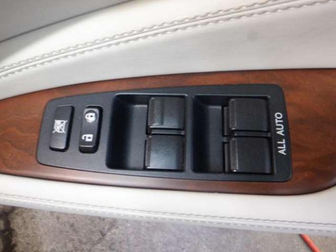 レクサスLSハイブリッド 600h バージョンC Iパッケージ 4WD　本州仕入・革・サンルーフ・ナビ・TV・Bカメラ・B/T・LEDヘッドライト・電動シート・電動トランク・BSM・ハンドルヒーター・シートヒーター/エアコン・クルコン・オートマチックハイビーム・クリアランスソナー 5000