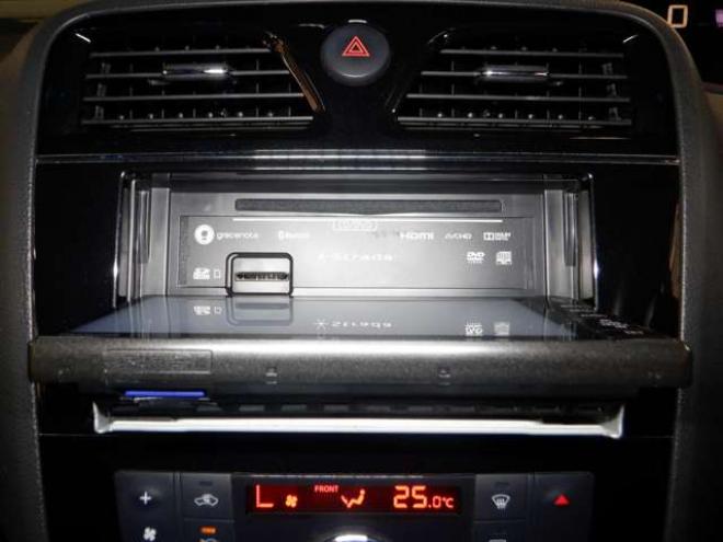 セレナ2.0 ハイウェイスター Vセレクション+Safety 4WD　4WD　本州仕入　後期型　ナビ　TV　Bカメラ　B/T　両側電動　LEDヘッドライト　インテリキー　プッシュスタート　1オーナー 2000