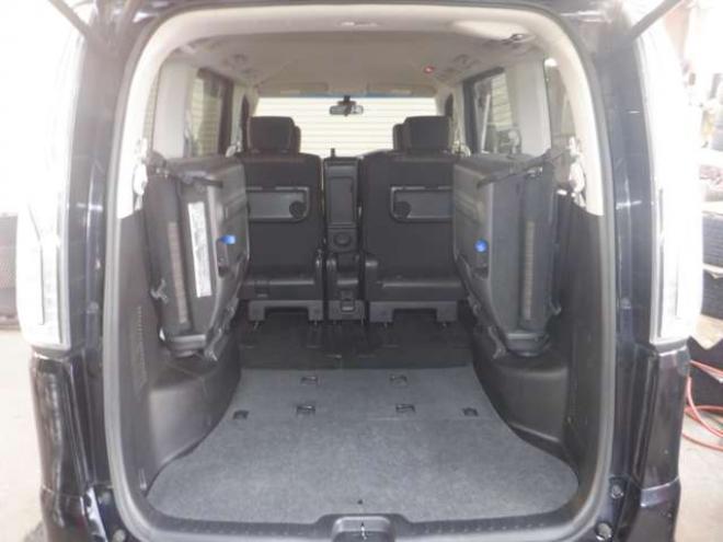 セレナ2.0 ハイウェイスター Vセレクション+Safety 4WD　4WD　本州仕入　後期型　ナビ　TV　Bカメラ　B/T　両側電動　LEDヘッドライト　インテリキー　プッシュスタート　1オーナー 2000