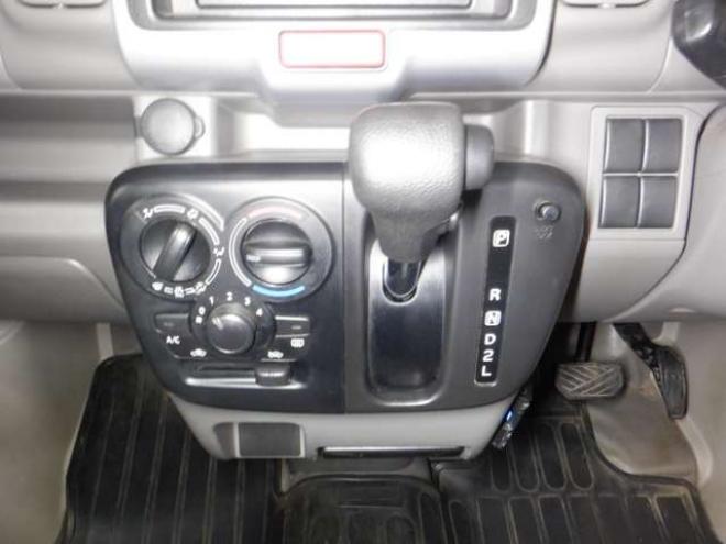 エブリイPC ハイルーフ 4WD　切替4WD　修復歴なし　キーレス　両側スライドドア　ETC　社外CDオーディオ　前席パワーウインドウ　ドアバイザー　オーバーヘッドシェルフ　プライバシーガラス 660