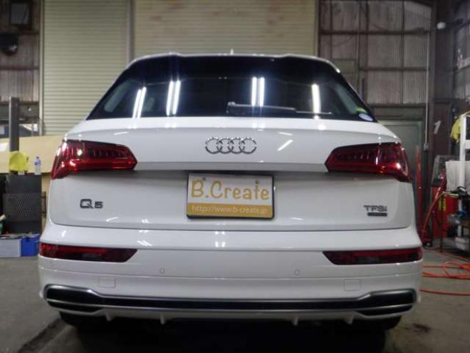 アウディQ5 2.0 TFSI クワトロ スポーツ ラグジュアリーパッケージ 4WD　本州仕入・Sライン・エクステリアパッケージ・ナビ・TV・B/T・全方位カメラ・革シート・電動シート・電動リアゲート・シートヒーター・LEDヘッドライト・バーチャルコックピット・ETC・ACC・ルーフレール 2000