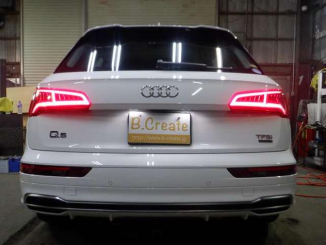アウディQ5 2.0 TFSI クワトロ スポーツ ラグジュアリーパッケージ 4WD　本州仕入・Sライン・エクステリアパッケージ・ナビ・TV・B/T・全方位カメラ・革シート・電動シート・電動リアゲート・シートヒーター・LEDヘッドライト・バーチャルコックピット・ETC・ACC・ルーフレール 2000