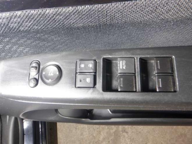 N-BOXカスタムG ターボパッケージ 4WD　ナビ・TV・Bカメラ・ETC・両側電動・クルコン・ターボ・HID・ETC・スマートキー・プッシュスタート・オートライト・オートエアコン・パドルシフト・ベンチレーション・フォグランプ・ 660
