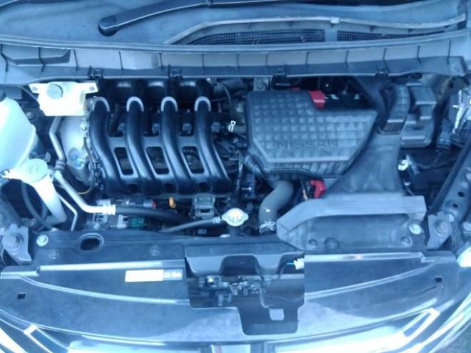 セレナＢ4WD 4WD 2000 5Dr