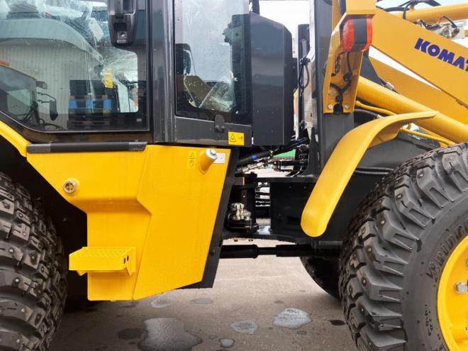 ホイールローダコマツ　未使用　WA40-8　建機