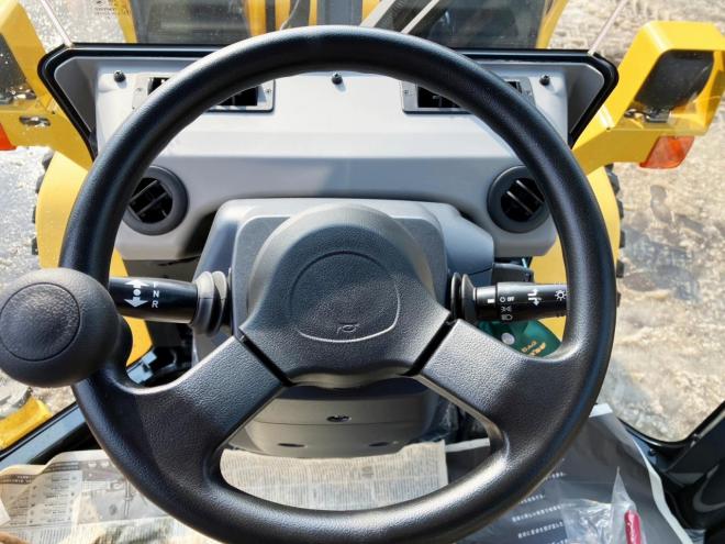 ホイールローダコマツ　未使用　WA50-8　建機