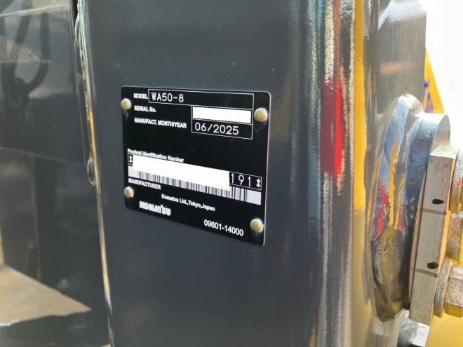 ホイールローダコマツ　未使用　WA50-8　建機