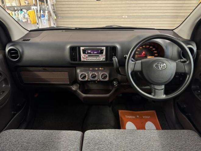 パッソ１．０Ｘ　クツロギ　禁煙車　寒冷地仕様　ベンチシート　スマートキー　ＫＥＮＷＯＯＤドライブレコーダー　社外１４インチＡＷ　社外１３ＡＷ＋スタッドレスタイヤ付　フロントガラス熱線　純正ドアバイザー　タイミングチェーン車 4WD 1000 5Dr