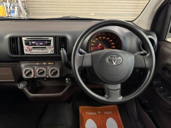 パッソ１．０Ｘ　クツロギ　禁煙車　寒冷地仕様　ベンチシート　スマートキー　ＫＥＮＷＯＯＤドライブレコーダー　社外１４インチＡＷ　社外１３ＡＷ＋スタッドレスタイヤ付　フロントガラス熱線　純正ドアバイザー　タイミングチェーン車 4WD 1000 5Dr