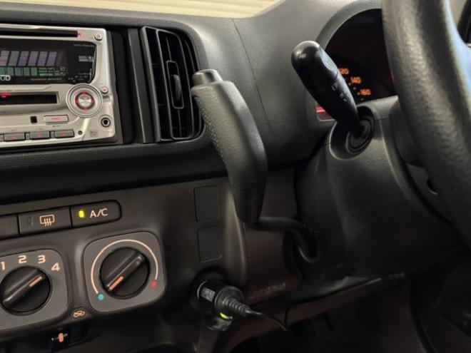パッソ１．０Ｘ　クツロギ　禁煙車　寒冷地仕様　ベンチシート　スマートキー　ＫＥＮＷＯＯＤドライブレコーダー　社外１４インチＡＷ　社外１３ＡＷ＋スタッドレスタイヤ付　フロントガラス熱線　純正ドアバイザー　タイミングチェーン車 4WD 1000 5Dr