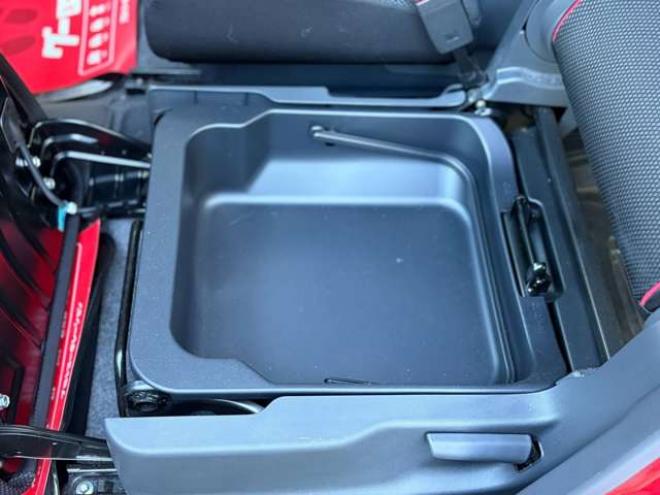ハスラーJスタイル 4WD　ミラーヒーター　エンスタ　ナビ　バックカメラ　プッシュスタート　ETC 660