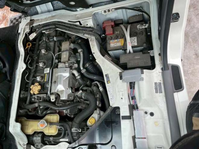 キャラバンNV350 2.5 プレミアムGX ロングボディ ディーゼルターボ 4WD　社外11インチナビ　バックカメラ　エンジンスターター　ETC　ワンオーナー　左側電動スライドドア　社外アルミ　パワーウィンドウ　パワステ　後席モニター　ABS　キーレスエントリー　衝突被害軽減ブレーキ 2500