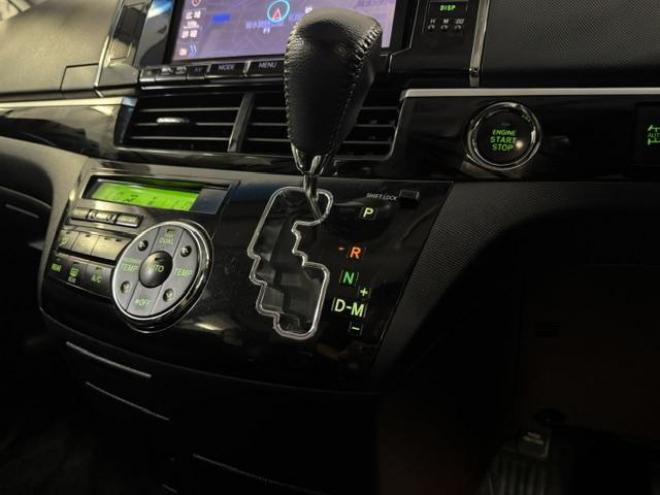エスティマアエラス　プレミアムエディション　本州仕入　禁煙車　アルパインビッグＸナビ　アルパイン製リアフリップダウンモニター　フルセグ地デジ　ＤＶＤ再生　Ｂｌｕｅｔｏｏｔｈ　両側パワースライドドア　純正ブラックハーフレザーシート　ＥＴＣ 4WD 2400 5Dr
