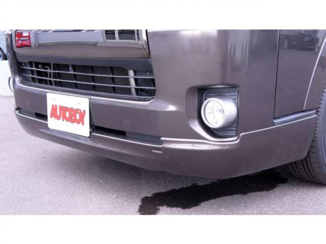 ハイエースバン2.8 スーパーGL 50TH アニバーサリー リミテッド ロングボディ ディーゼルターボ 4WD　415COBRA　CL-3 フロントリップスポイラー　ステージ2ルーフスポイラー　By2NEO　BADフェイスボンネット　ローフォルムフェンダー　ESSEX　ENCB　17インチブロンズホイール　ヨコハマパラダ　NEWパーツカスタム 2800