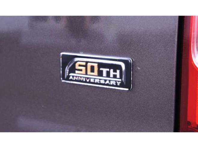 ハイエースバン2.8 スーパーGL 50TH アニバーサリー リミテッド ロングボディ ディーゼルターボ 4WD　415COBRA　CL-3 フロントリップスポイラー　ステージ2ルーフスポイラー　By2NEO　BADフェイスボンネット　ローフォルムフェンダー　ESSEX　ENCB　17インチブロンズホイール　ヨコハマパラダ　NEWパーツカスタム 2800