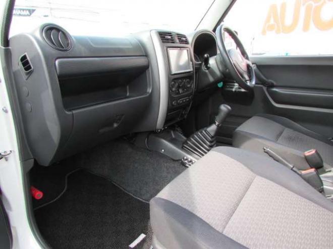 ジムニーXG 4WD　リフトアップ/5速MT/社外テールランプ/社外オーディオ/ワンセグTV/社外16インチアルミ/M/Tタイヤ 660