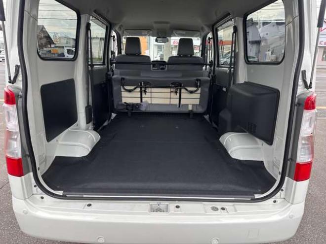 タウンエースバン1.5 GL 4WD　登録済未使用車 LEDヘッドライト アイドリングストップ リアクーラー　コーナーセンサー 横滑り防止 スマートアシスト ヘッドライトリベライザー リアフォグ　オートヘッドライト ディスプレイオーディオ 4WD 登録済未使用車 1500