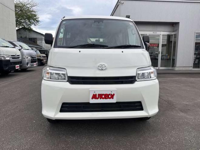 タウンエースバン1.5 GL 4WD　登録済未使用車 LEDヘッドライト アイドリングストップ リアクーラー　コーナーセンサー 横滑り防止 スマートアシスト ヘッドライトリベライザー リアフォグ　オートヘッドライト ディスプレイオーディオ 4WD 登録済未使用車 1500