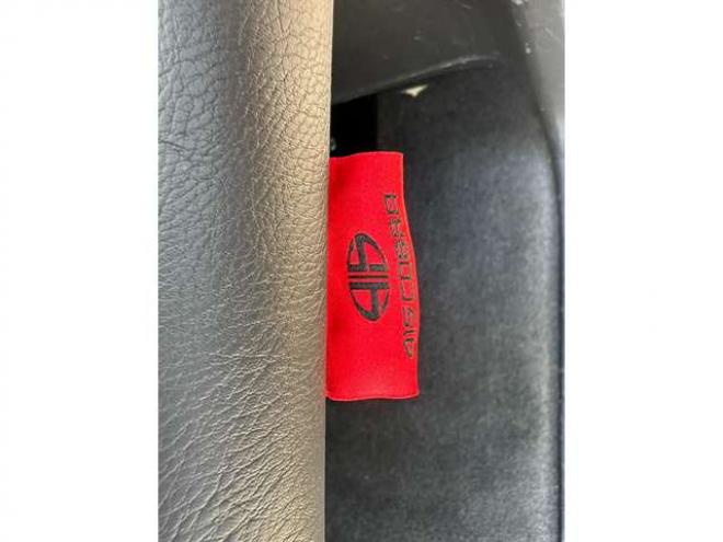 ハイエースバン2.7 スーパーGL ダークプライム ワイド ミドルルーフ ロングボディ 4WD　Pスタート スマートキー 両側スライドドア　LEDヘッドライト Fフォグ ハーフレザーシート 100V ベンチシート　ベッドキット リアクーラー ヒーター ステアリングスイッチ ディスプレイオーディオ　Bluetooth 2700