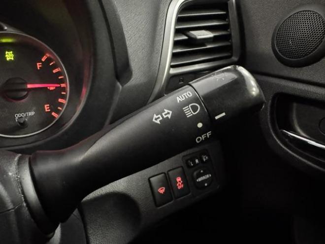 ラクティスＧ　禁煙車　寒冷地仕様　純正ナビ　地デジ　Ｂｌｕｅｔｏｏｔｈオーディオ　バックカメラ　ドライブレコーダー　ＰＵＳＨスタート　スマートキー　フロントガラス熱線　純正ドアバイザー　タイミングチェーン車 4WD 1500 5Dr