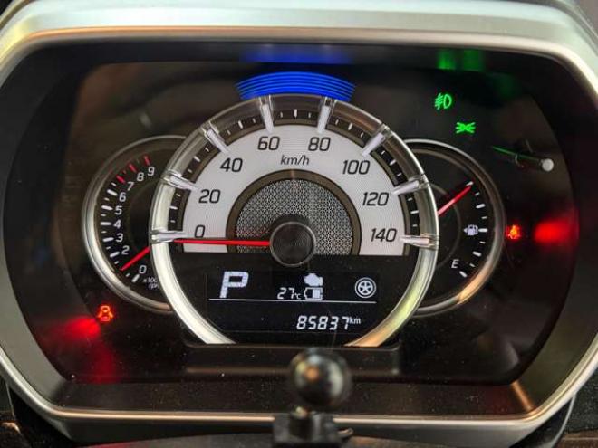 スペーシアカスタム ハイブリッド XS 4WD　ワンオーナー　ナビ　TV　Bカメラ　Bluetooth　夏冬タイヤ 660
