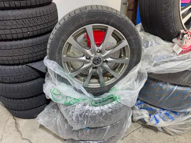 スペーシアカスタム ハイブリッド XS 4WD　ワンオーナー　ナビ　TV　Bカメラ　Bluetooth　夏冬タイヤ 660