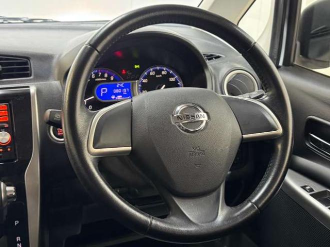 デイズハイウェイスターX 4WD　ナビ　TV　Bカメラ 660
