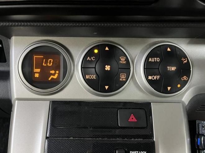 カローラルミオン１．８Ｓ　エアロツアラー　禁煙車　寒冷地仕様　純正エアロ　純正ナビ　地デジ　ＤＶＤ再生　Ｂｌｕｅｔｏｏｔｈオーディオ　ＰＵＳＨスタート　スマートキー　フロントガラス熱線　純正ドアバイザー　タイミングチェーン車　ＥＴＣ 4WD 1800 5Dr