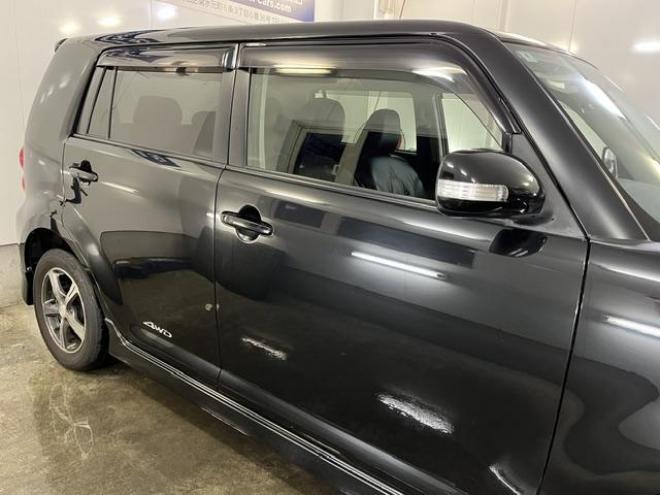 カローラルミオン１．８Ｓ　エアロツアラー　禁煙車　寒冷地仕様　純正エアロ　純正ナビ　地デジ　ＤＶＤ再生　Ｂｌｕｅｔｏｏｔｈオーディオ　ＰＵＳＨスタート　スマートキー　フロントガラス熱線　純正ドアバイザー　タイミングチェーン車　ＥＴＣ 4WD 1800 5Dr