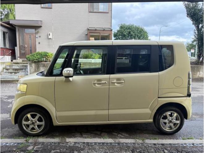 N-BOX（店長おすすめコミコミ車）G Lパッケージ 4WD 660 5Dr
