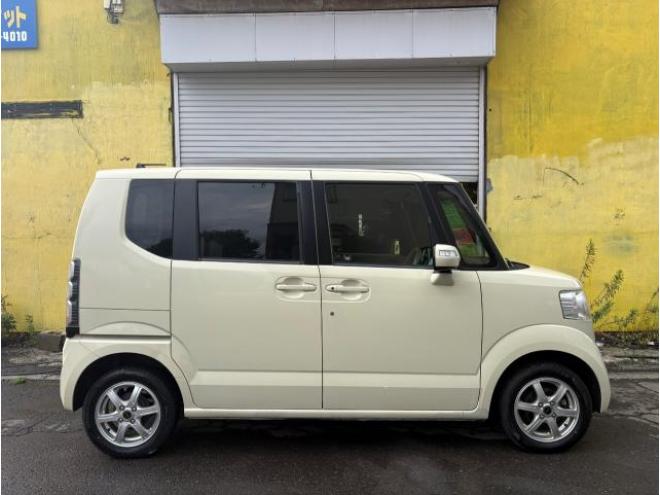 N-BOX（店長おすすめコミコミ車）G Lパッケージ 4WD 660 5Dr