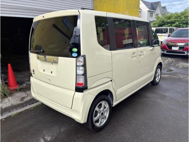N-BOX（店長おすすめコミコミ車）G Lパッケージ 4WD 660 5Dr
