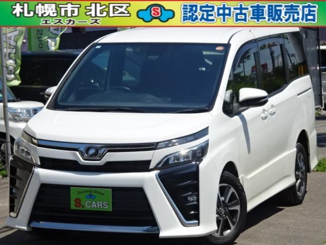 ヴォクシー2.0 ZS 4WD　本州車　保証1年/走行距離無制限　4WD　後期　セーフティセンス　純正10インチナビ　フリップダウンモニター　両側パワースライドドア　　地デジ　バックカメラ　LEDヘッドライト　AUTOHIビーム　スマートキー 2000