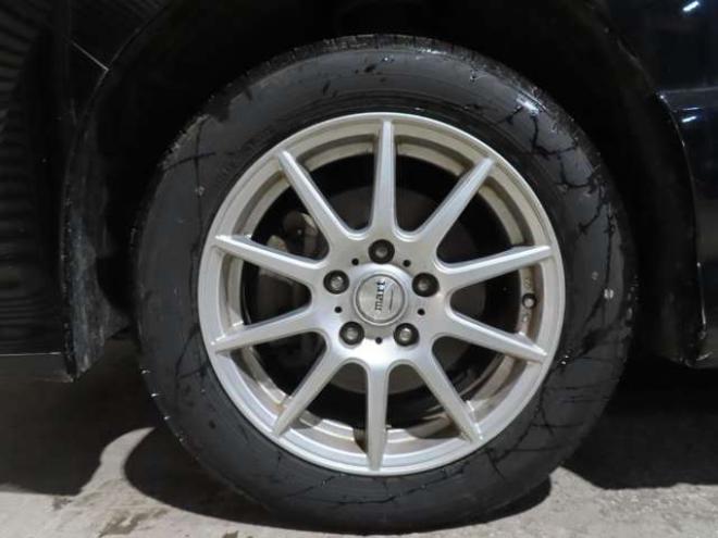 セレナ2.0 ハイウェイスター Vセレクション 4WD　4WDTVナビBカメETC 2000