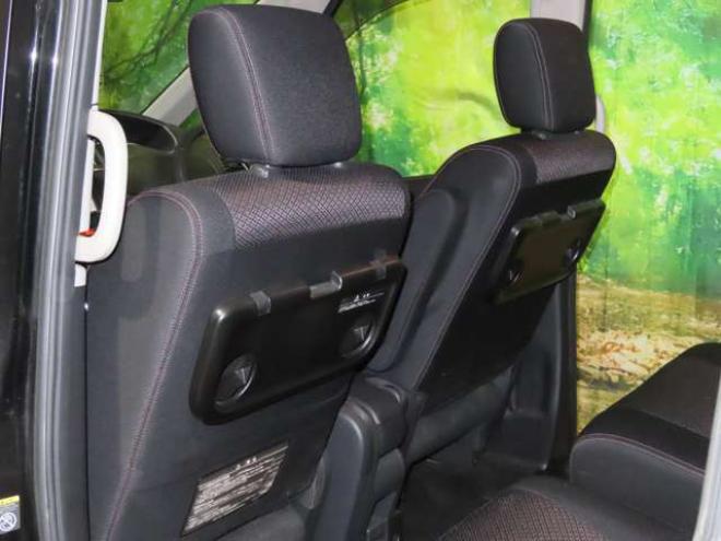セレナ2.0 ハイウェイスター Vセレクション 4WD　4WDTVナビBカメETC 2000