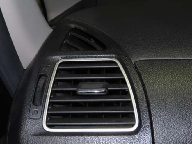 セレナ2.0 ハイウェイスター Vセレクション 4WD　4WDTVナビBカメETC 2000
