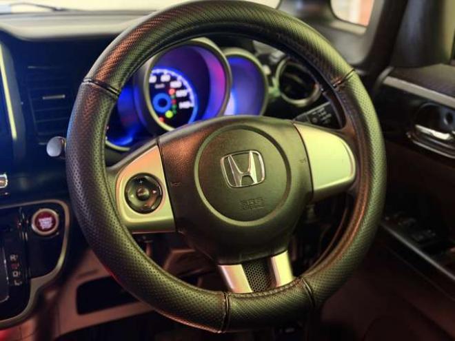 N-BOXカスタムG Lパッケージ 4WD　防錆塗装4WDTVナビBカメドラレコ 660