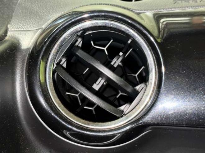 N-BOXカスタムG Lパッケージ 4WD　防錆塗装4WDTVナビBカメドラレコ 660