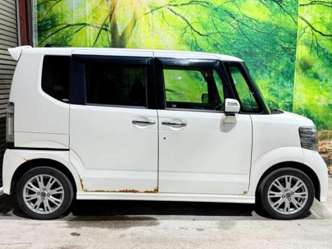 N-BOXカスタムG ターボSSパッケージ 4WD　防錆塗装4WDTVナビBカメエンスタ 660