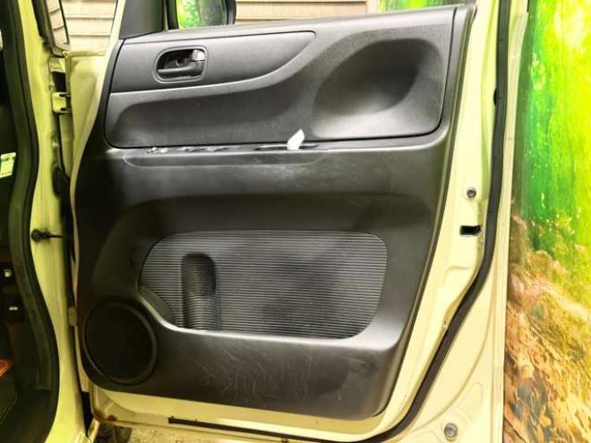 N-BOXG SSパッケージ 4WD　防錆塗装4WDスマキーCD 660