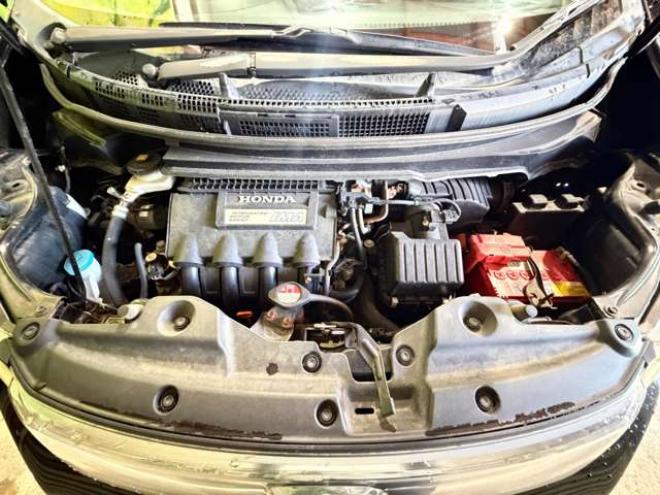 フリードスパイクハイブリッド1.5 ジャストセレクション　防錆塗装TVナビBカメETC 2WD 1500
