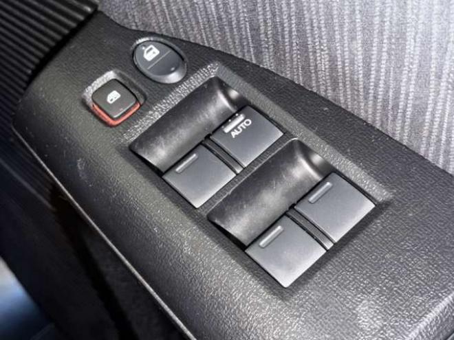 フリードスパイクハイブリッド1.5 ジャストセレクション　防錆塗装TVナビBカメETC 2WD 1500