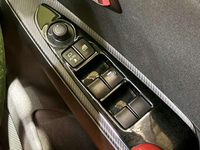デミオ1.5 XD ミッド センチュリー ディーゼルターボ 4WD　防錆塗装4WDTVナビ 1500
