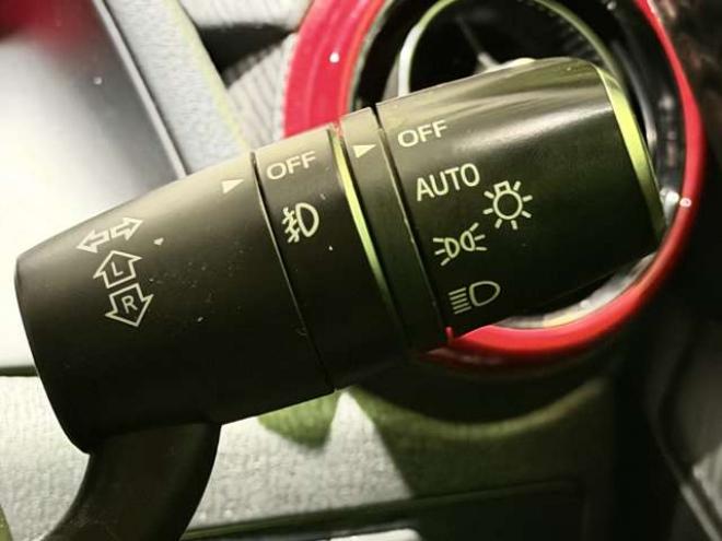 デミオ1.5 XD ミッド センチュリー ディーゼルターボ 4WD　防錆塗装4WDTVナビ 1500