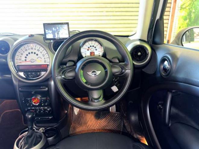 ミニクロスオーバー クーパーS オール4　防錆塗装4WDキーレスワンセグナビ 正規輸入車 1600