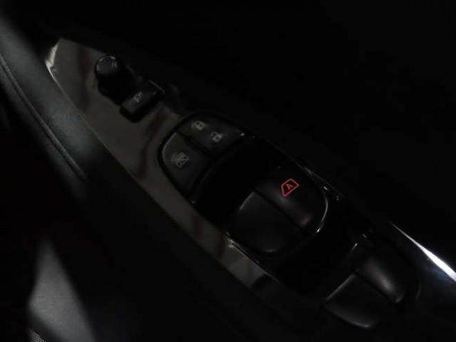 リーフG　TVナビBカメETC 2WD 不明