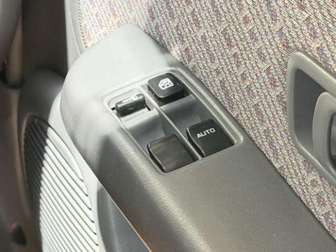 ビュート1.0　防錆塗装Bluetoothオーディオ積込タイヤ 2WD 1000